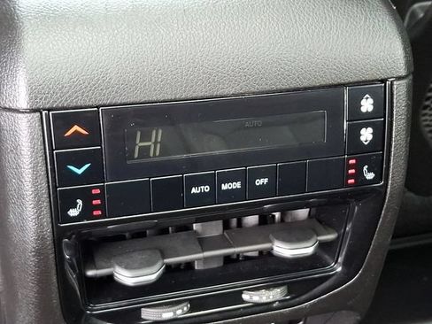Used 2021 Jeep Grand Cherokee L Limited AWD/4WD image 12