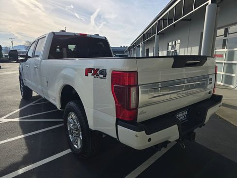 Used 2021 Ford F350 Platinum AWD/4WD image 7