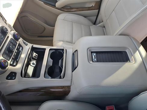 Used 2016 GMC Yukon XL Denali w/ Open Road Package image 13