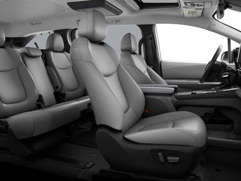 New 2026 Toyota Sienna XLE FWD image 50