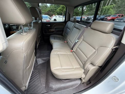Used 2017 GMC Sierra 1500 SLT AWD/4WD image 39