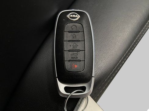 Certified 2025 Nissan Rogue SV AWD/4WD image 31