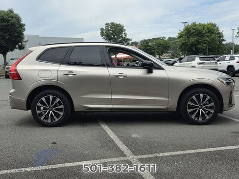 Used 2024 Volvo XC60 B5 Core AWD/4WD image 6
