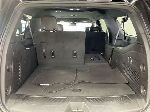 Used 2024 Chevrolet Suburban LT AWD/4WD image 25