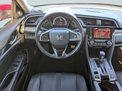Used 2019 Honda Civic Touring image 14
