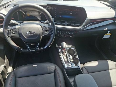 Used 2026 Chevrolet Trax RS w/ Driver Confidence Package FWD image 3
