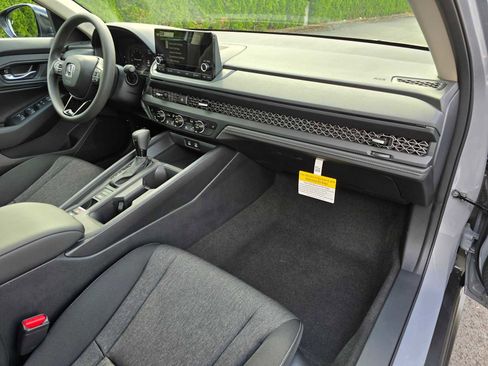 New 2025 Honda Accord SE image 12