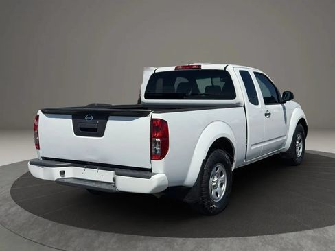 Used 2020 Nissan Frontier S RWD image 6