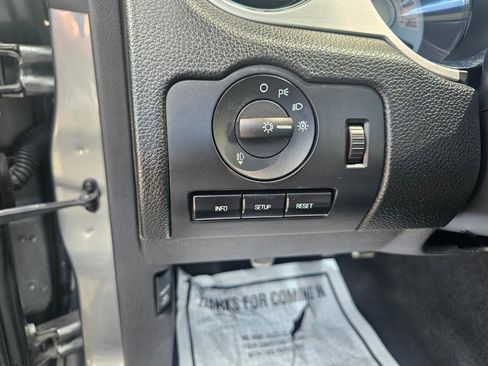 Used 2010 Ford Mustang GT RWD image 30