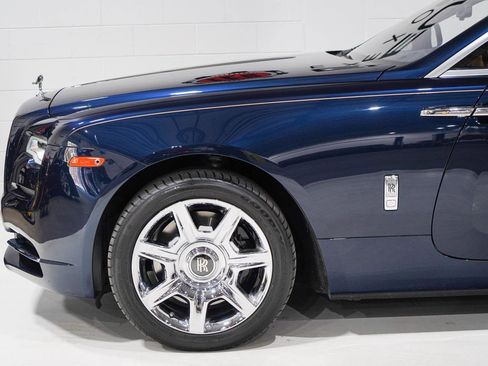 Used 2017 Rolls-Royce Dawn image 33