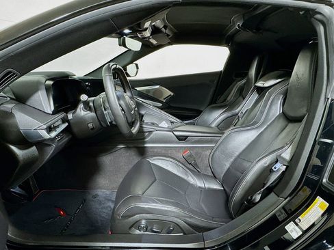 Used 2023 Chevrolet Corvette Stingray Preferred Cpe w/ Z51 Performance Package RWD image 20