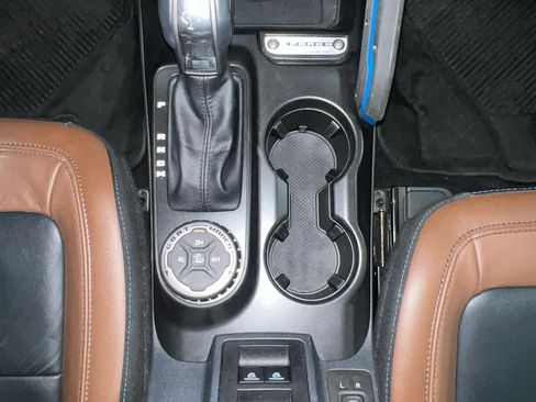 Used 2022 Ford Bronco Outer Banks AWD/4WD image 31