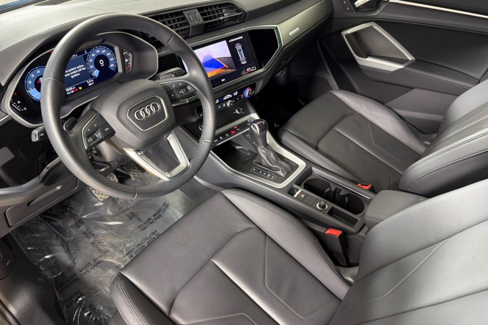 Used 2024 Audi Q3 2.0T Premium AWD/4WD image 9