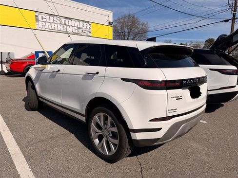 Used 2020 Land Rover Range Rover Evoque SE image 6