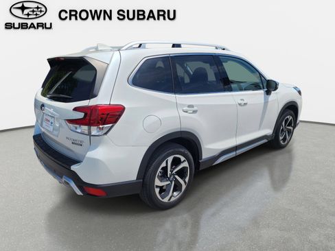 Used 2022 Subaru Forester Touring AWD/4WD image 5
