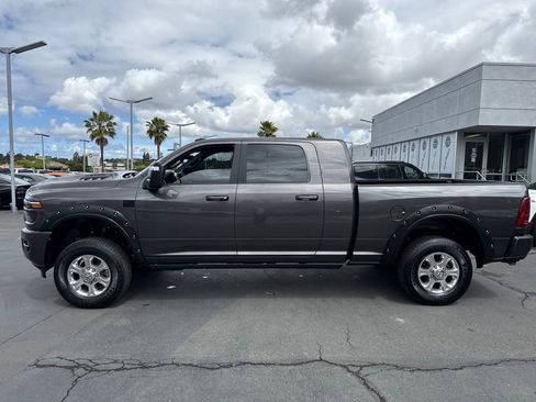 Certified 2025 RAM 3500 Laramie AWD/4WD image 4