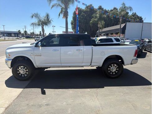 Used 2018 RAM 3500 Laramie w/ Cold Weather Group AWD/4WD image 9