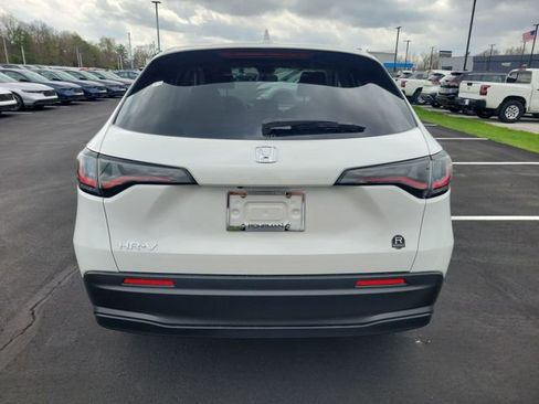 New 2026 Honda HR-V LX image 15