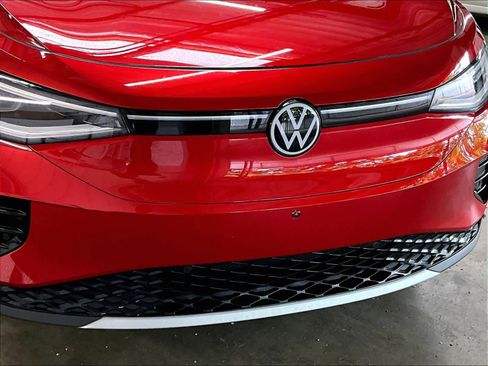 Used 2023 Volkswagen ID.4 Pro S Plus image 33