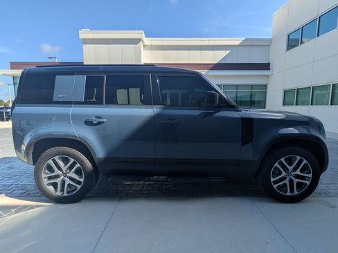 Used 2020 Land Rover Defender 110 HSE AWD/4WD image 3