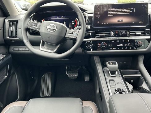 New 2026 Nissan Pathfinder Platinum AWD/4WD image 23