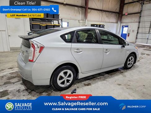 Used 2013 Toyota Prius Two FWD image 4