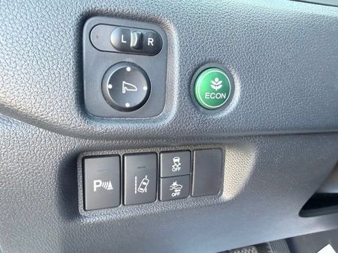 Used 2016 Honda Pilot Elite image 14