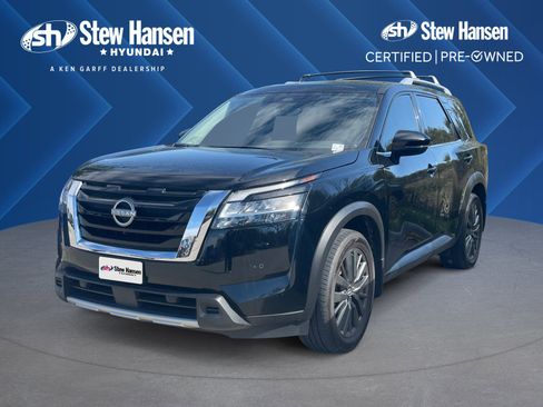 Used 2024 Nissan Pathfinder SL w/ SL Premium Package image 1