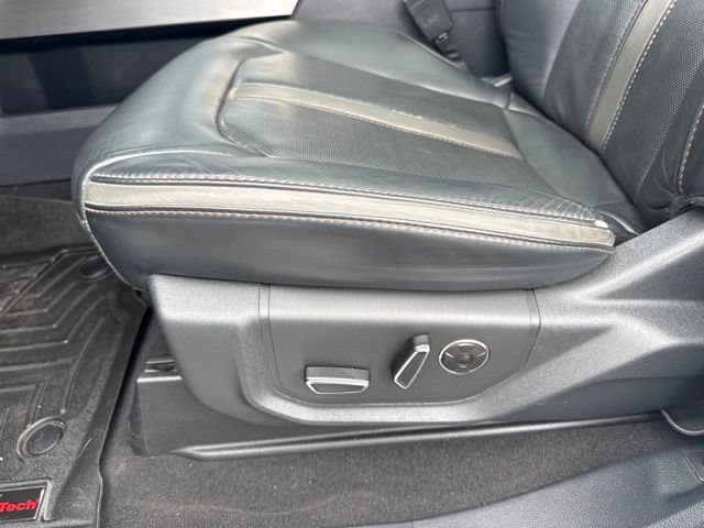 Used 2022 Ford F350 Platinum AWD/4WD image 22