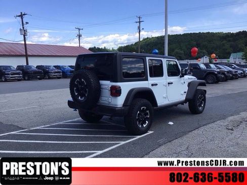 Used 2024 Jeep Wrangler Unlimited Rubicon 4xe AWD/4WD image 6