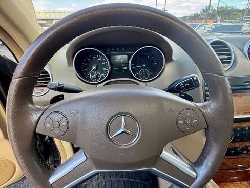 Used 2009 Mercedes-Benz ML 320 BlueTEC 4MATIC image 13