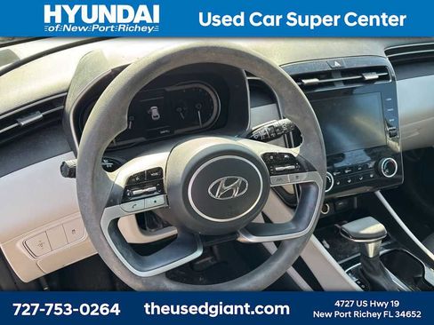 Used 2024 Hyundai Tucson SE image 10