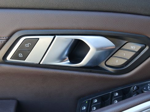 Used 2020 BMW 330i Sedan image 13