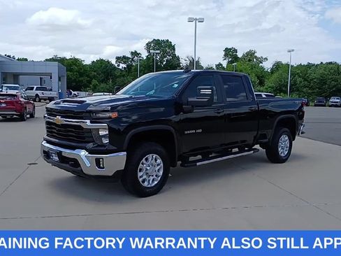 Certified 2025 Chevrolet Silverado 3500 LT w/ Safety Package AWD/4WD image 4