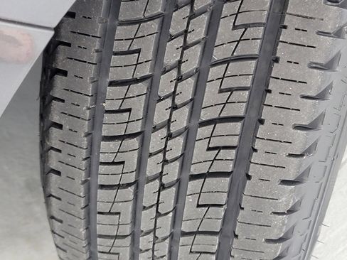 Used 2022 Ford Edge SEL w/ Sport Appearance Package image 28