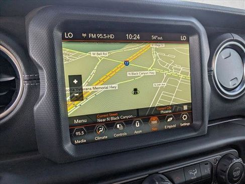 Used 2023 Jeep Wrangler Sahara image 13