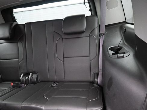 Used 2015 Chevrolet Tahoe LT w/ Luxury Package AWD/4WD image 24