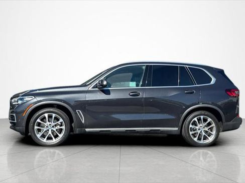 Used 2023 BMW X5 sDrive40i w/ Executive Package image 2