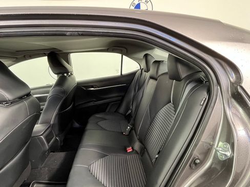 Used 2023 Toyota Camry SE AWD/4WD image 6