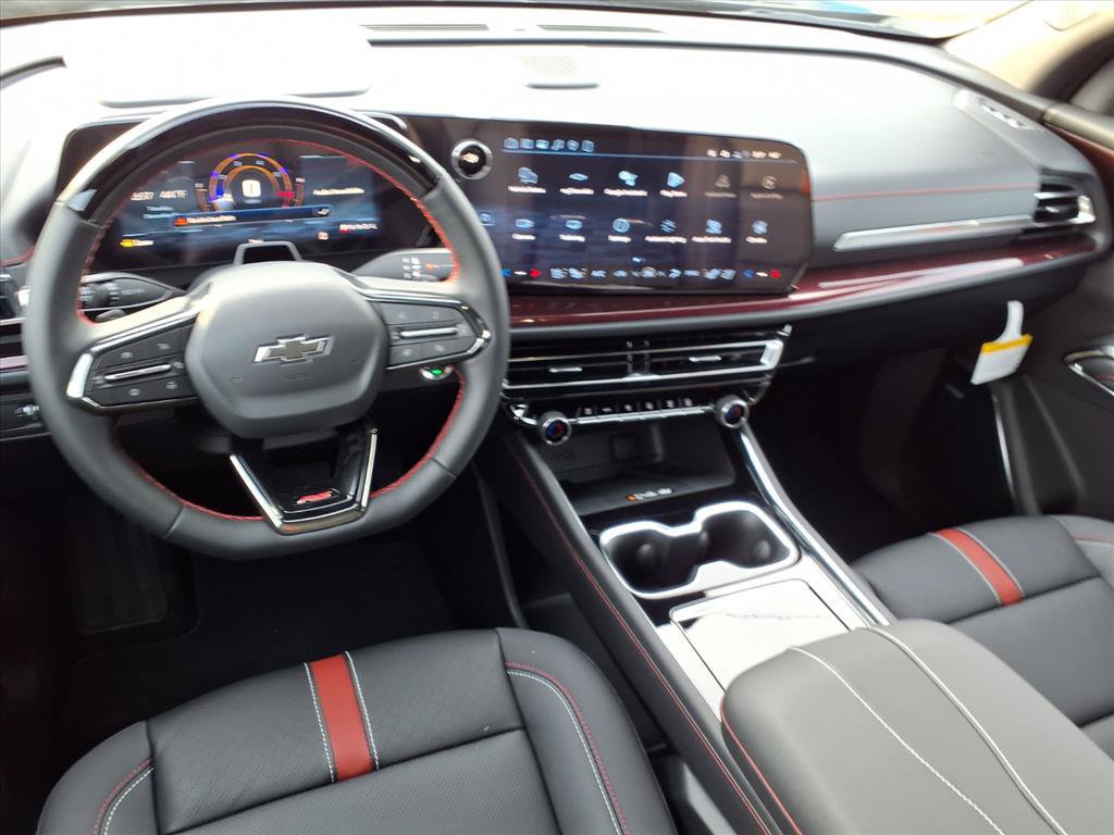 New 2026 Chevrolet Traverse RS w/ LPO, Floor Liner Package FWD image 7