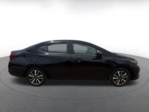 Used 2025 Nissan Versa SV FWD image 15