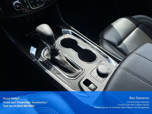 Used 2023 Chevrolet Traverse LT FWD image 45
