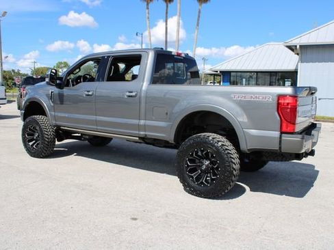 Used 2022 Ford F250 Platinum w/ Tremor Off-Road Package image 7