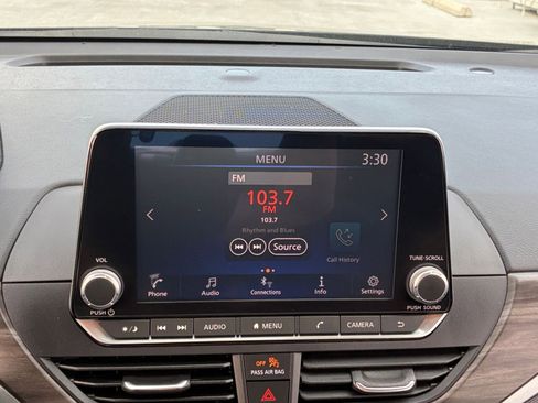 Used 2025 Nissan Altima 2.5 SV image 20