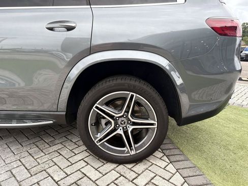 Certified 2026 Mercedes-Benz GLS 450 4MATIC image 11