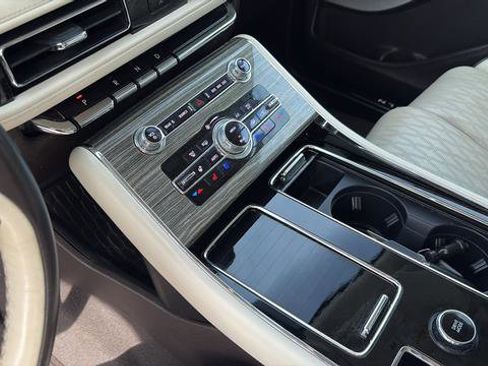 Used 2020 Lincoln Aviator Black Label Grand Touring w/ Class IV Trailer Tow Package AWD/4WD image 27