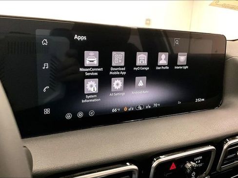 New 2026 Nissan Sentra SR w/ SR Premium Package FWD image 26