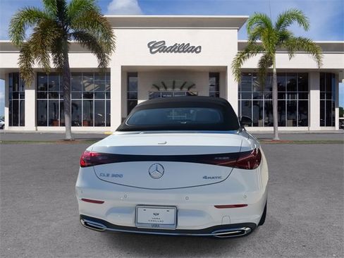 Used 2025 Mercedes-Benz CLE 300 4MATIC Cabriolet image 13