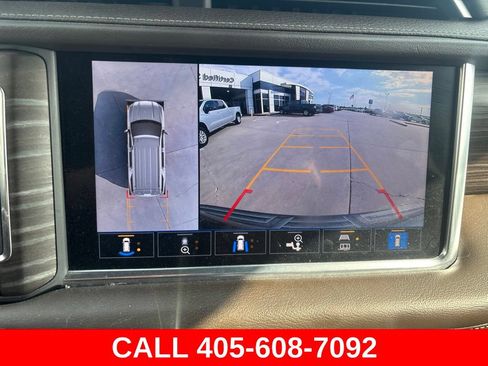 Used 2021 GMC Yukon Denali w/ Denali Premium Package RWD image 14