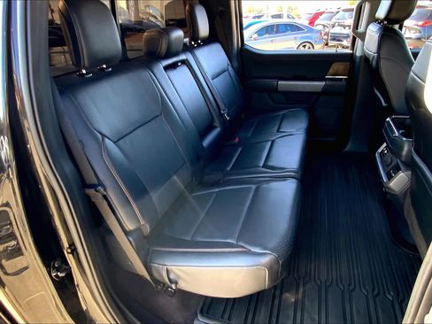 Used 2022 Ford F150 Lariat w/ FX4 Off-Road Package image 18